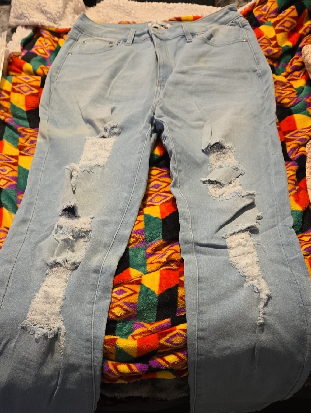 Women’s Light Blue Skinny Ripped Jeans